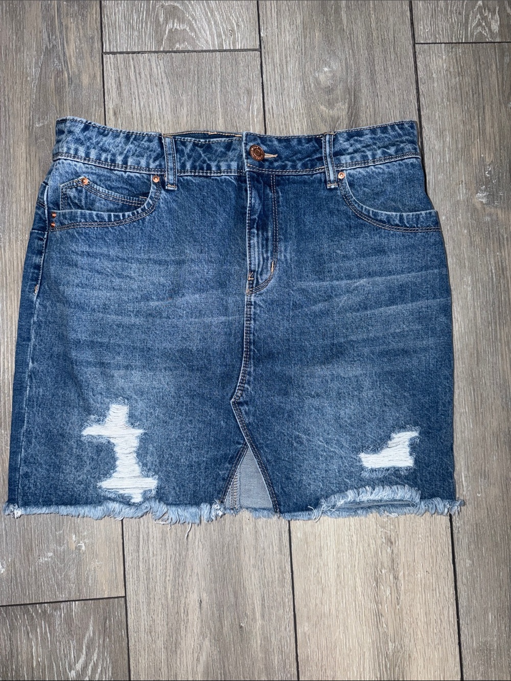 YMI Dream Denim Distressed Mini Skirt L, NWOT